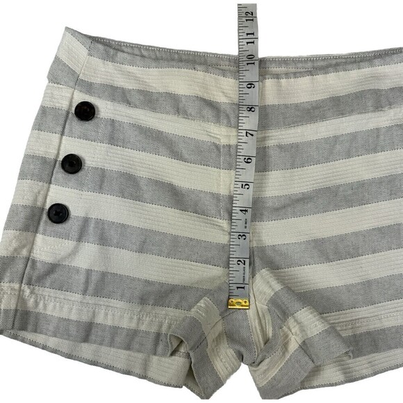 Loft Shorts Size 4 White Striped With Black Buttons On Side - Picture 8 of 9